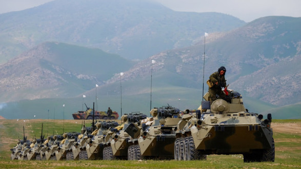 Саратовтағы жалаңаш әйелдер